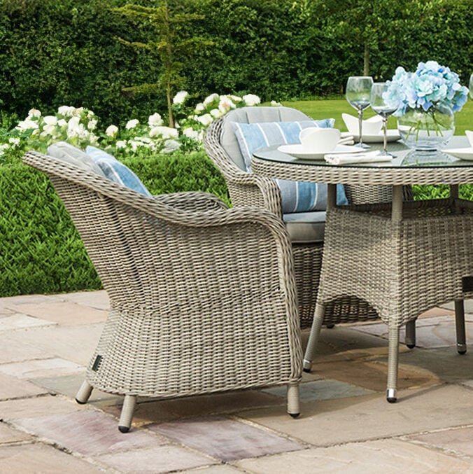Oxford Heritage 4 Seat Round Rattan Dining Set - Image 3