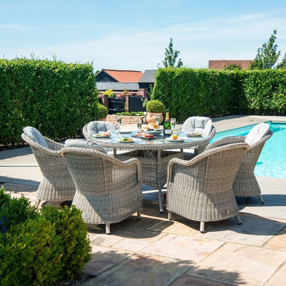 Heritage 6 Seat Round Rattan Fire Pit Dining Set - Image 6
