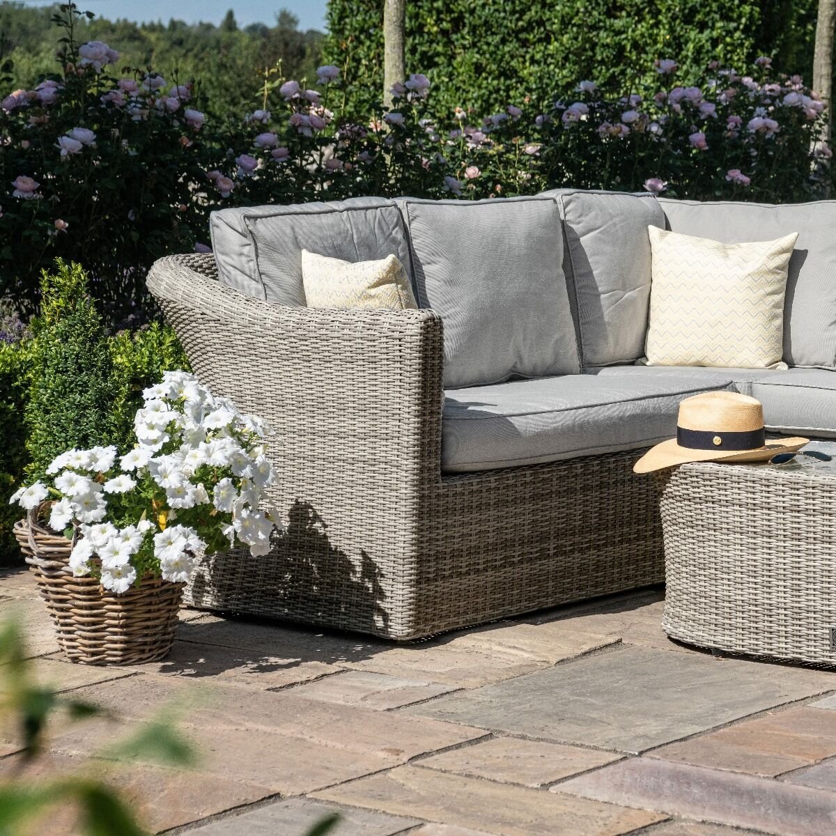 Oxford Small Rattan Corner Sofa Set - Image 3